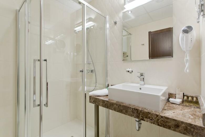 Hotel Galeon Residence And Spa