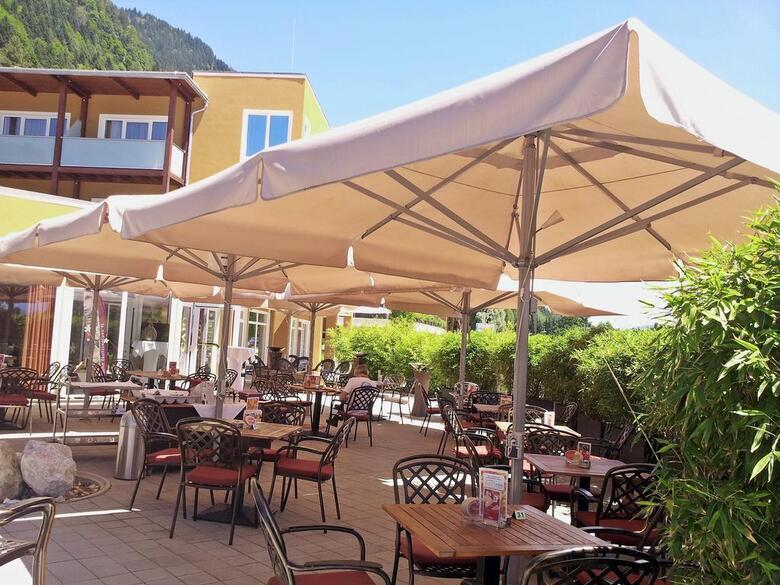 Hotel Educare