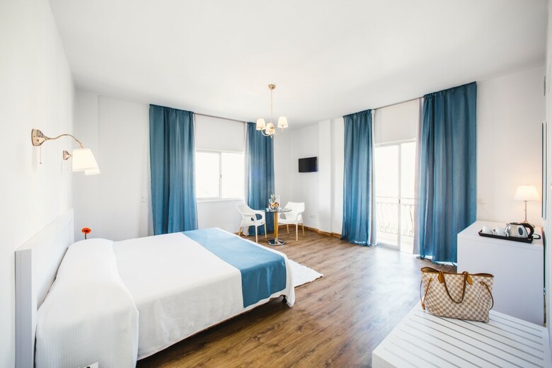 Hotel Mikes Kanarium