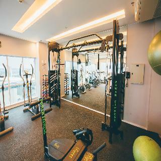 Hotel Saint Moritz Hplus Express