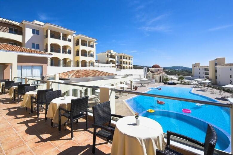 Hotel Club St George Resort