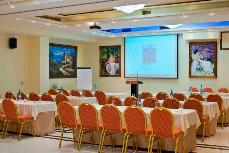 Hotel Semeli