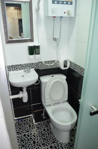 Hostal Hotel Skylark