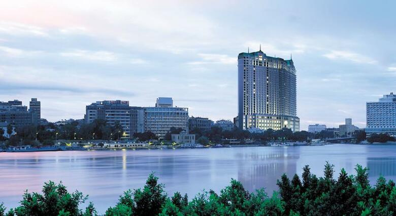 Four Seasons Hotel Cairo Nile Plaza