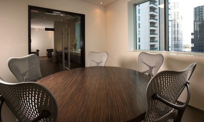 Pullman Dubai Jumeirah Lakes Towers - Hotel And Residence