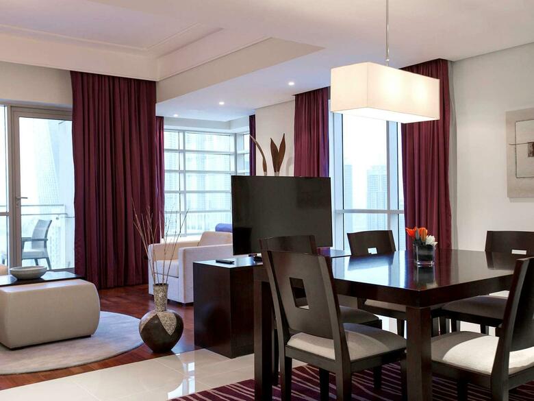 Pullman Dubai Jumeirah Lakes Towers - Hotel And Residence