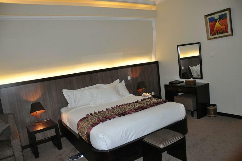 Elilly International Hotel
