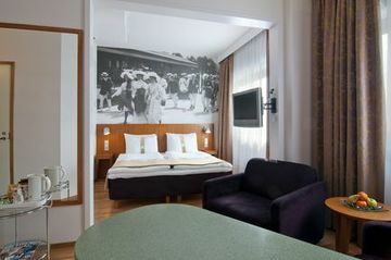 Hotel Holiday Inn Airport
