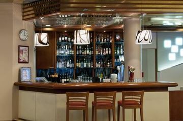 Hotel Holiday Inn Airport