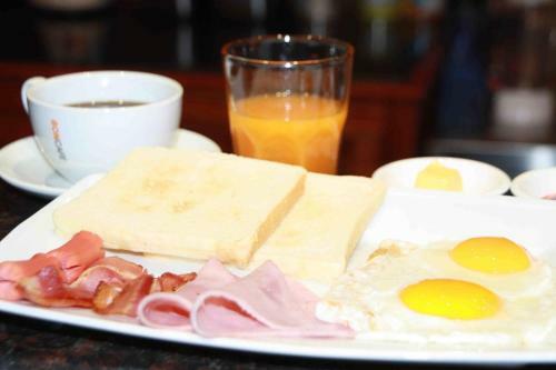 Hostal Rotha Guesthouse