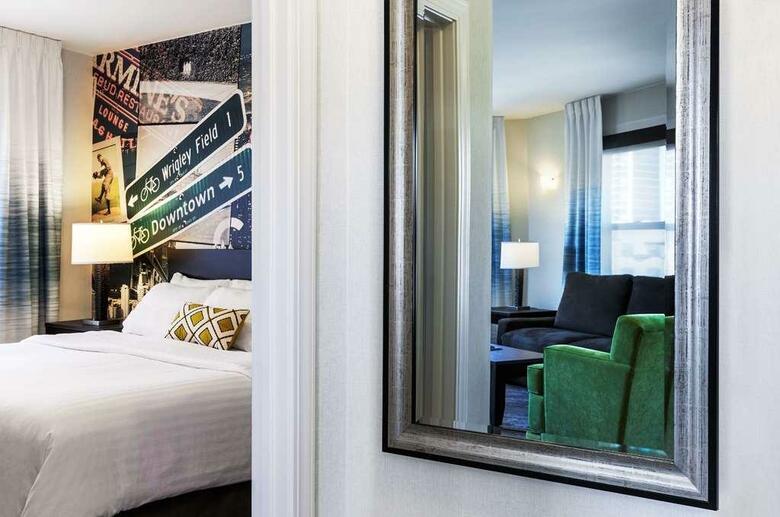 Hotel Versey Days Inn By Wyndham Chicago