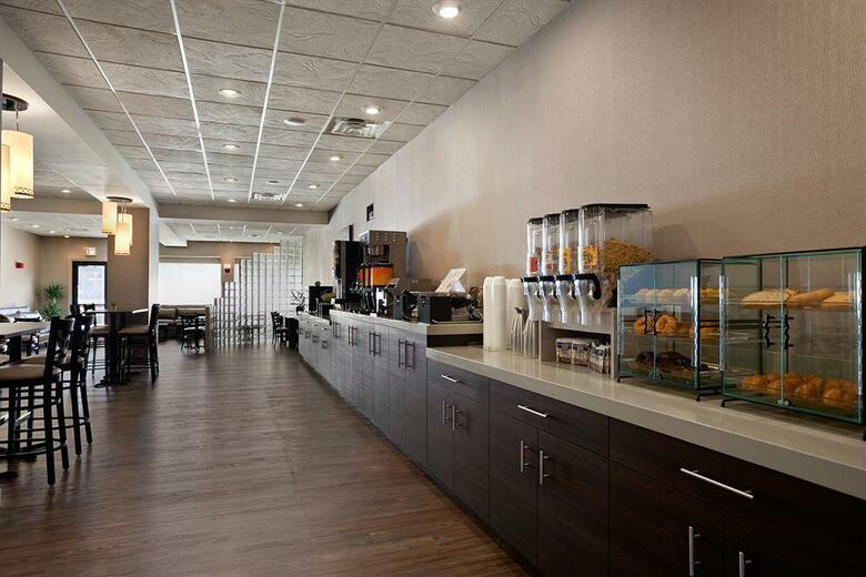 Hotel Versey Days Inn By Wyndham Chicago