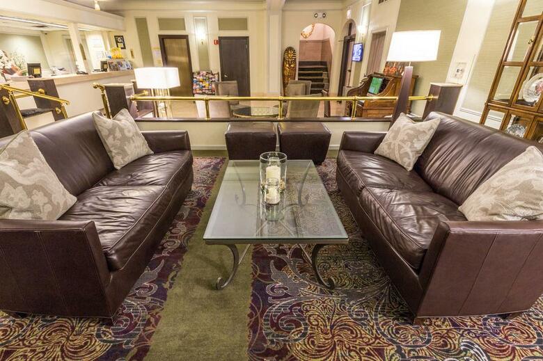 Hotel Versey Days Inn By Wyndham Chicago