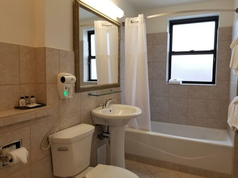 Hotel Versey Days Inn By Wyndham Chicago