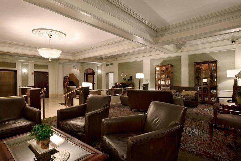 Hotel Versey Days Inn By Wyndham Chicago