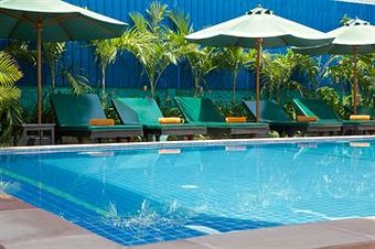 Damnak Riverside Hotel