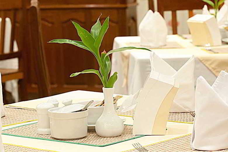 Parklane Hotel