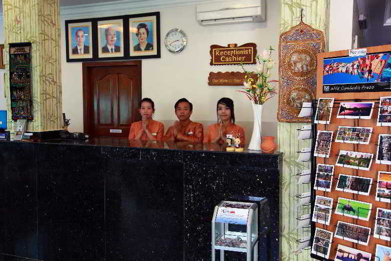 Parklane Hotel