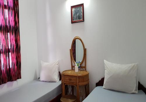 Hostal Smiley's Guesthouse