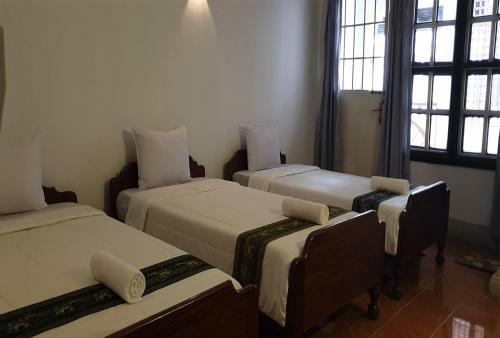 Hostal Smiley's Guesthouse