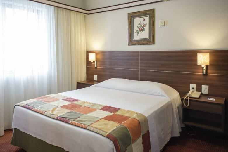 Hotel Bristol The Time