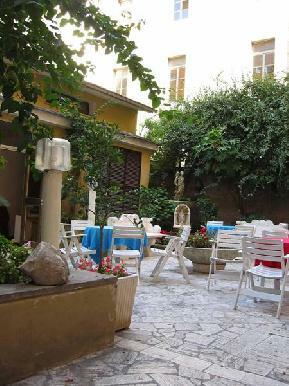 Hostal Ostello Bello Roma Colosseo