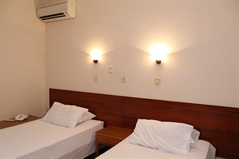 Nefeli Hotel