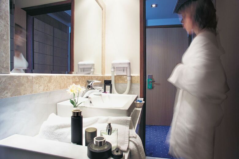 Dekelia Hotel