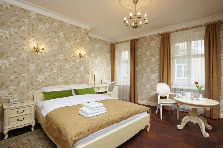Vintage Boutique Hotel