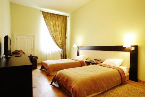 Deluxe Hostel Under The Roof