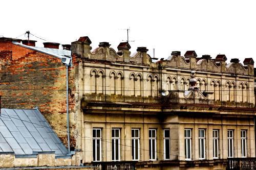 Deluxe Hostel Under The Roof