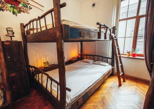 Ghostel - Medieval Hostel