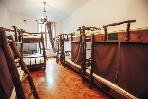 Ghostel - Medieval Hostel