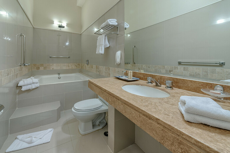 Hotel Lp Los Portales Piura