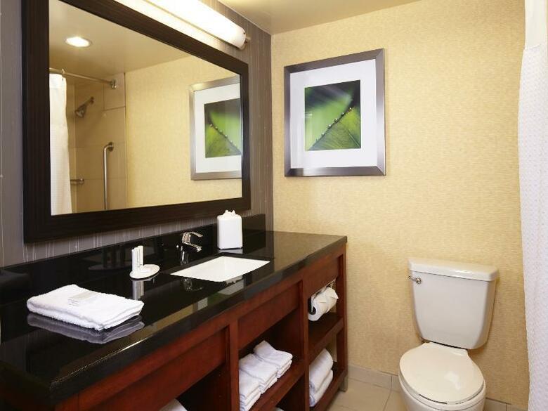 Hotel Courtyard Mission Valley