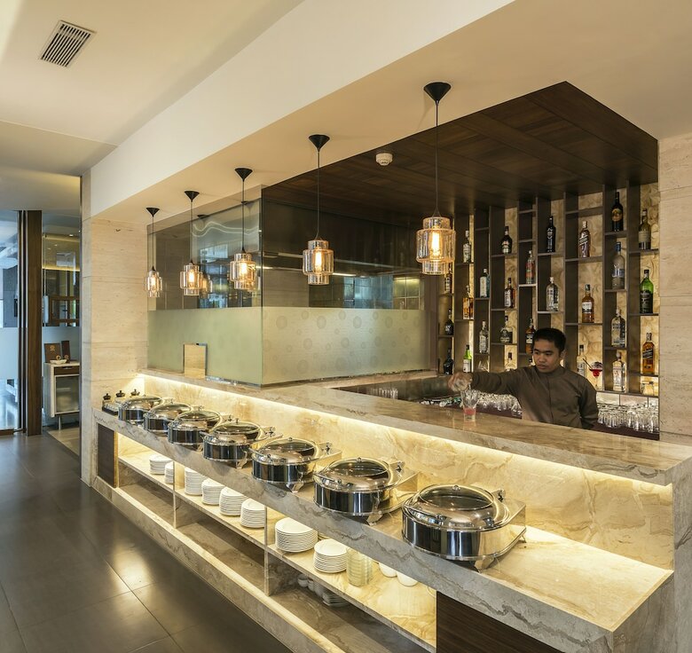 Hotel The Regale By Tunga