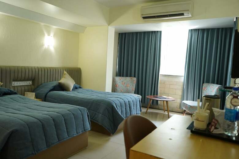 Hotel Diplomat