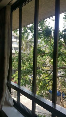 Bentley Hotel Marine Drive