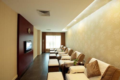 Yanling Hotel