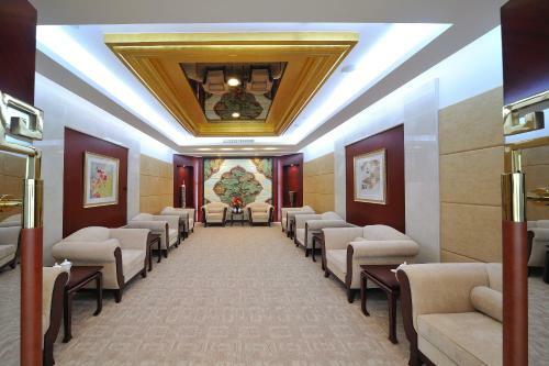 Yanling Hotel