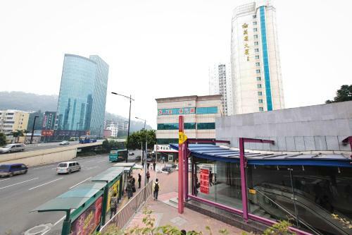 Yanling Hotel