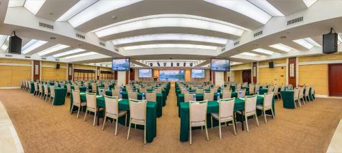 Yanling Hotel