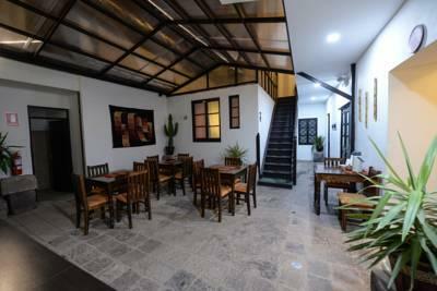 Yabar Hotel Plaza By Yabar Hoteles