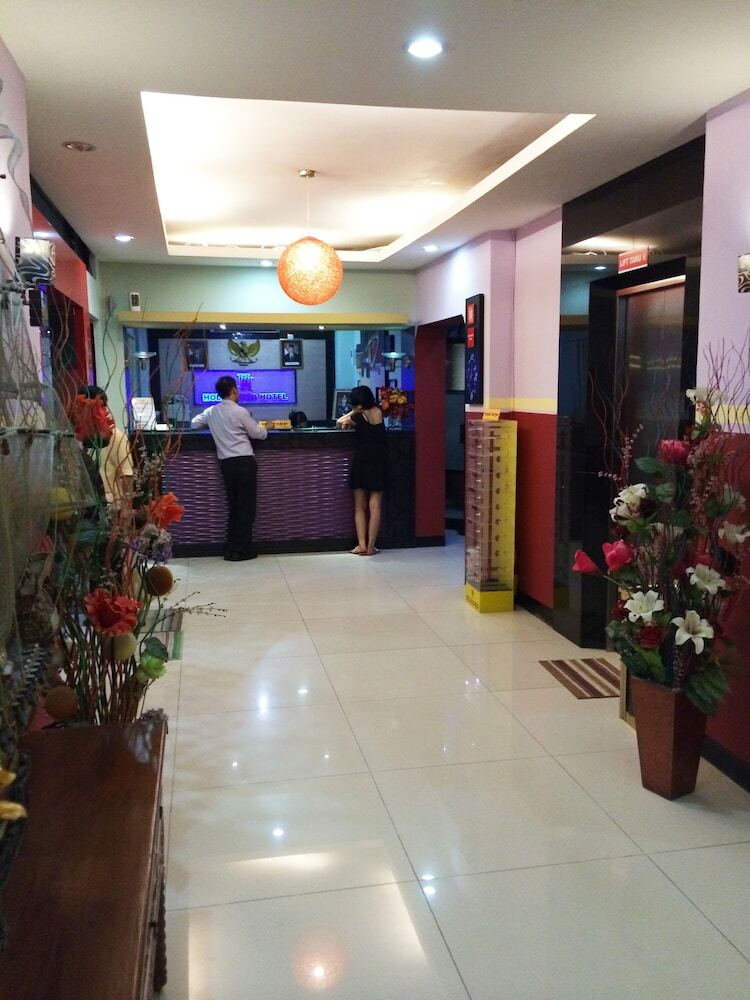 Hollywood Hotel