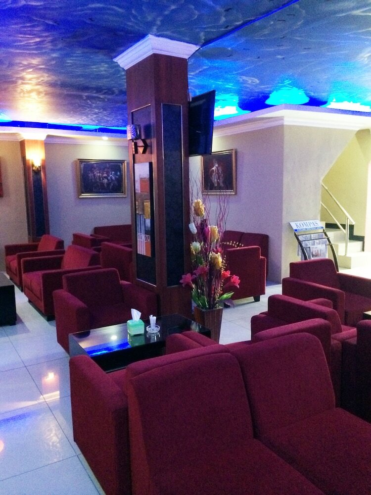 Hollywood Hotel