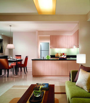 Aparthotel The Mayflower, Jakarta-marriott Executive Apartments