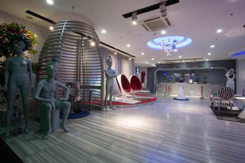 Guangzhou Planet Hotel