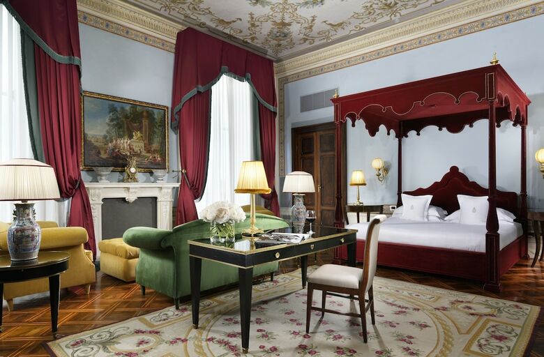 Grand Hotel Villa Cora