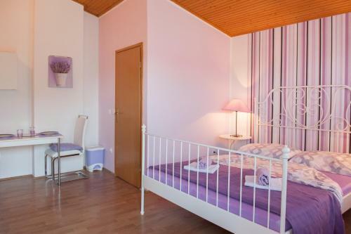 Hostal Apartments Darrer