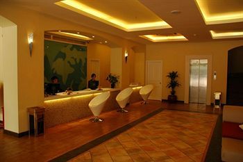 Green Oasis Hotel